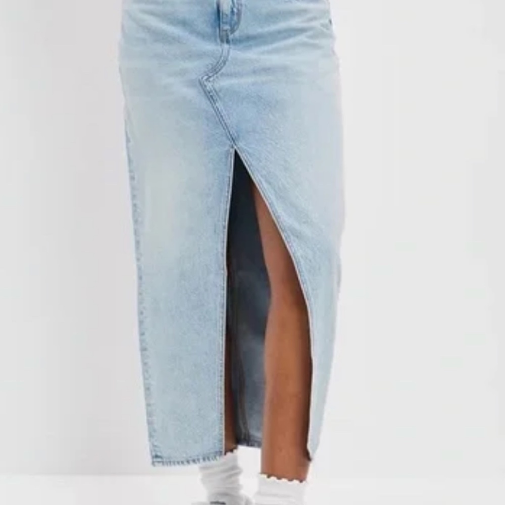 American Eagle Outfitters Light Blue Denim Midi Skirt with Front Slit